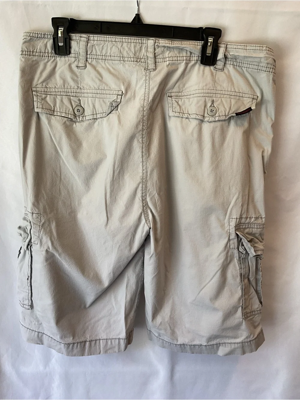 Men's Beige Cargo Shorts with Utility Pockets